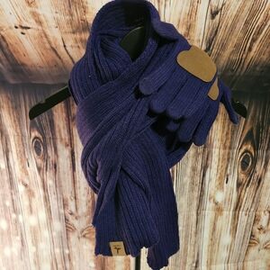 Larome Purple Knit Scarf and Glove Set